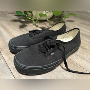 Vans Authentic Shoe All Black Low Top Size Men's 10